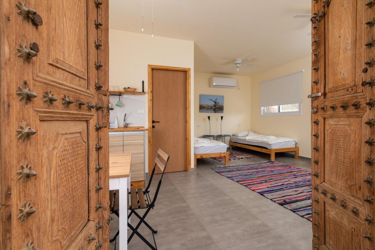 Desert Routes Inn Shvilim Ba Midbar Hazeva Kültér fotó